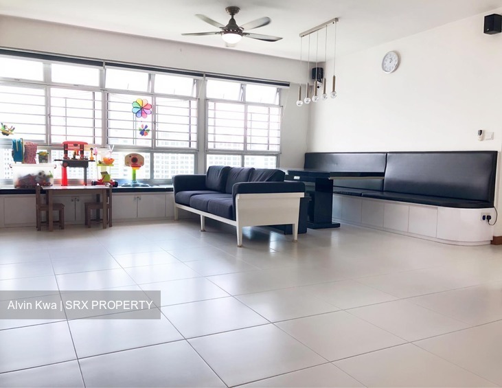Blk 213C Punggol Walk (Punggol), HDB 5 Rooms #192952532